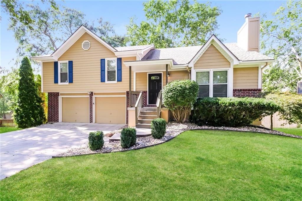 Listing Photo MLS #HMS2587165