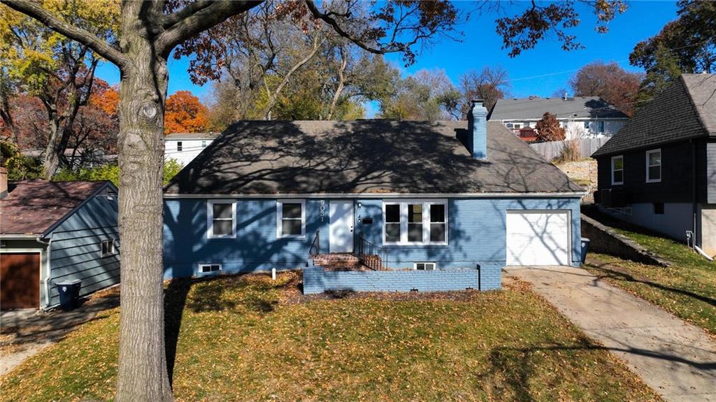 Listing Photo MLS #HMS2587195