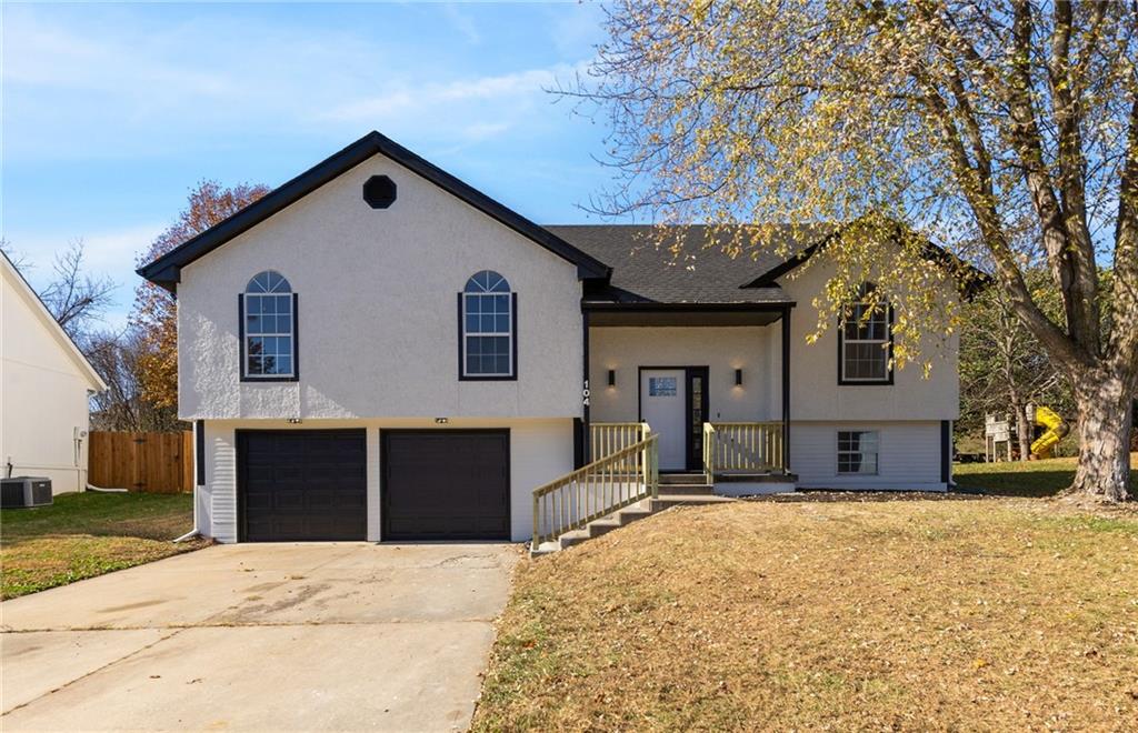 Listing Photo MLS #HMS2587373