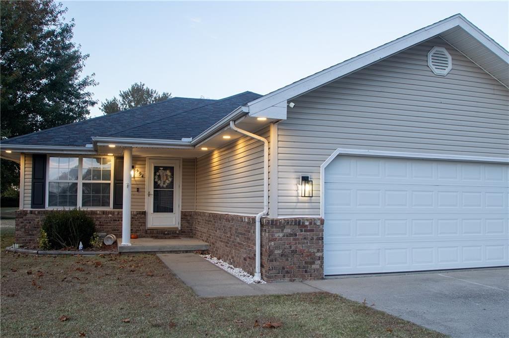 Listing Photo MLS #HMS2587482