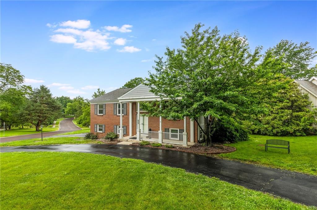 Listing Photo MLS #HMS2587555