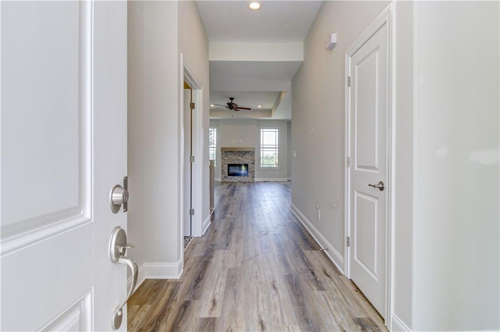 Listing Photo MLS #HMS2587825