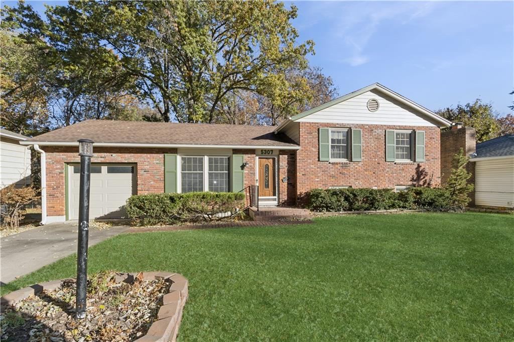 Listing Photo MLS #HMS2588789