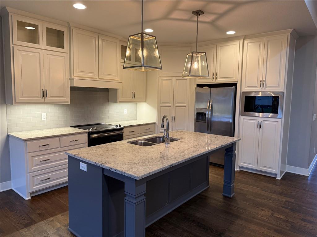 Listing Photo MLS #HMS2588953