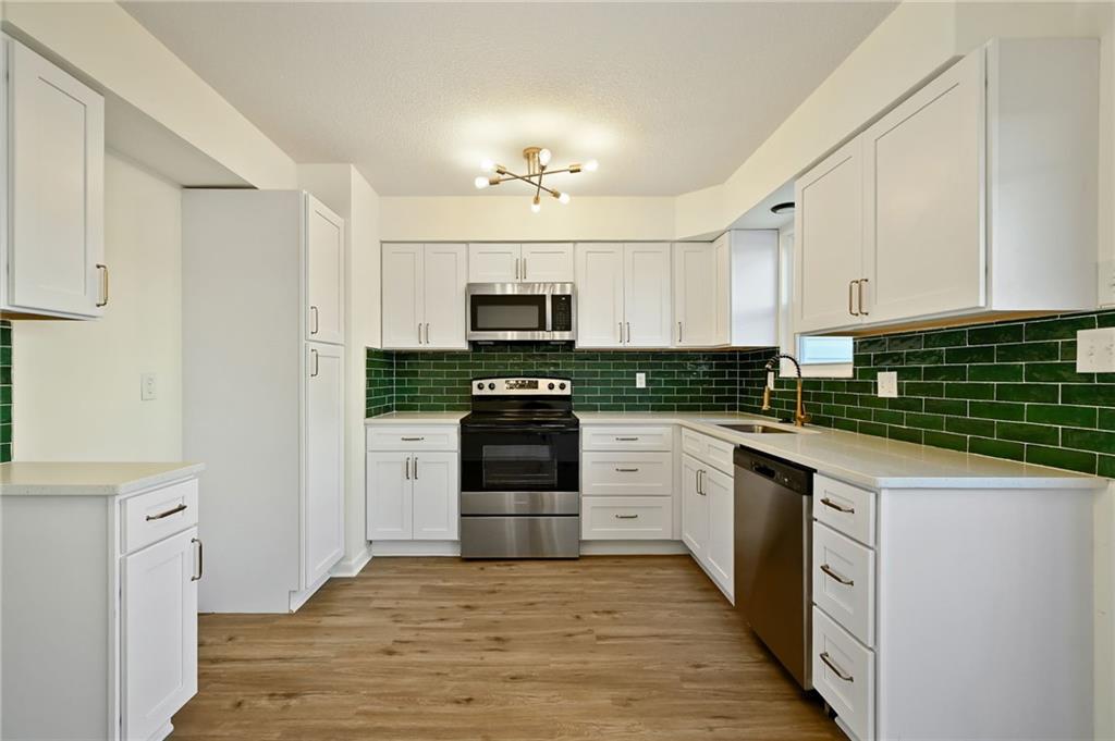 Listing Photo MLS #HMS2589609