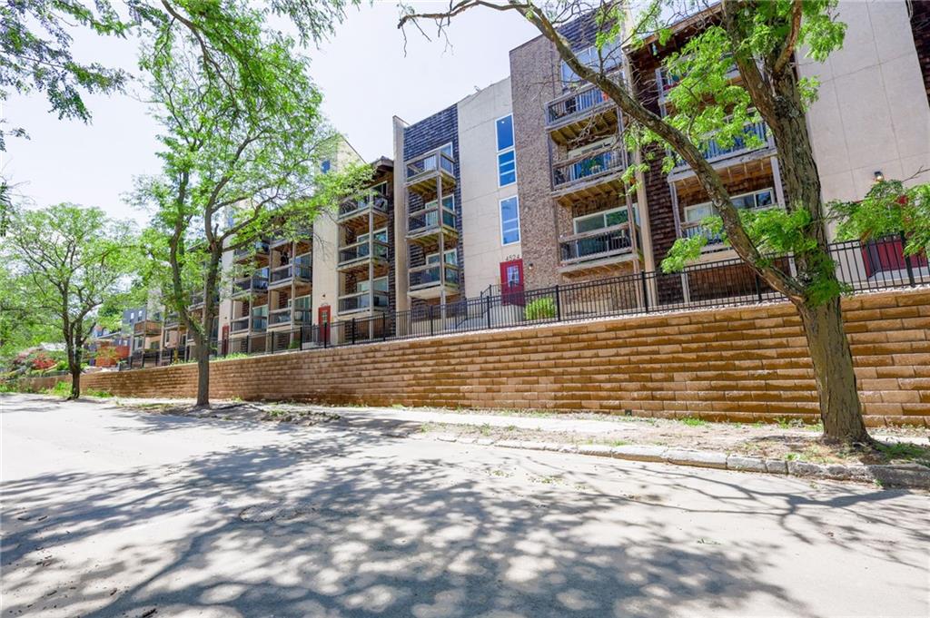 Listing Photo MLS #HMS2589883