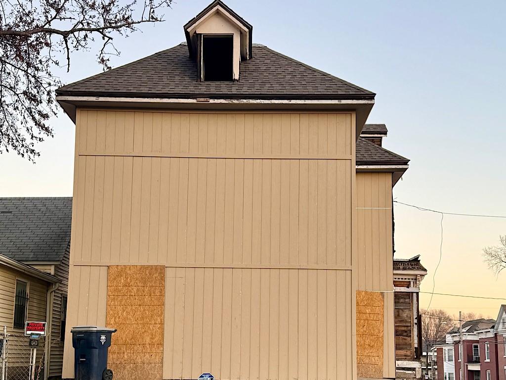 Listing Photo MLS #HMS2591925