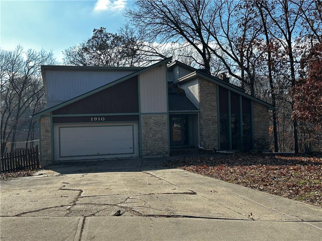 Listing Photo MLS #HMS2592202