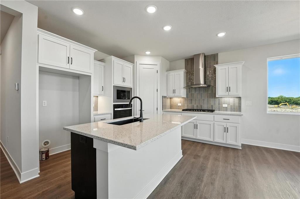 Listing Photo MLS #HMS2592243