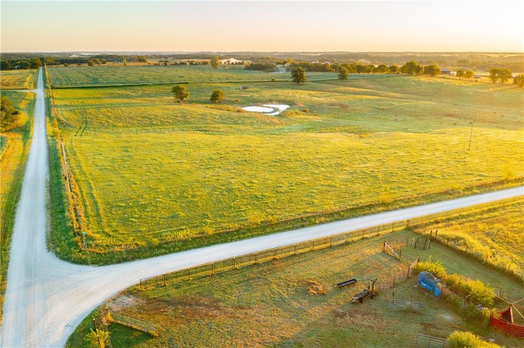 Listing Photo MLS #HMS2595351