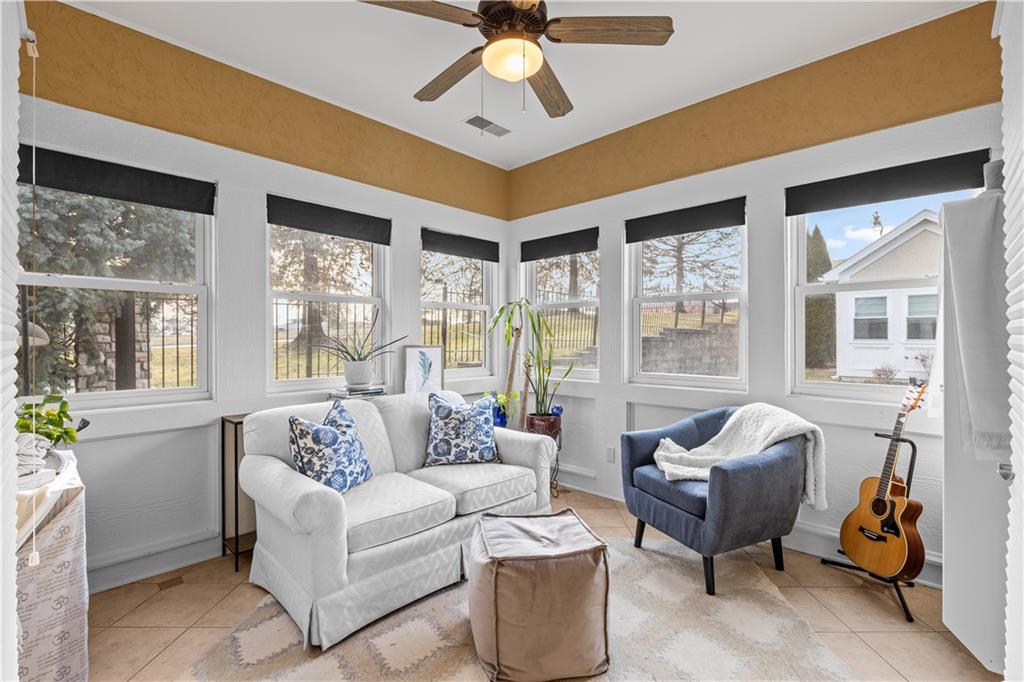 Listing Photo MLS #HMS2595508