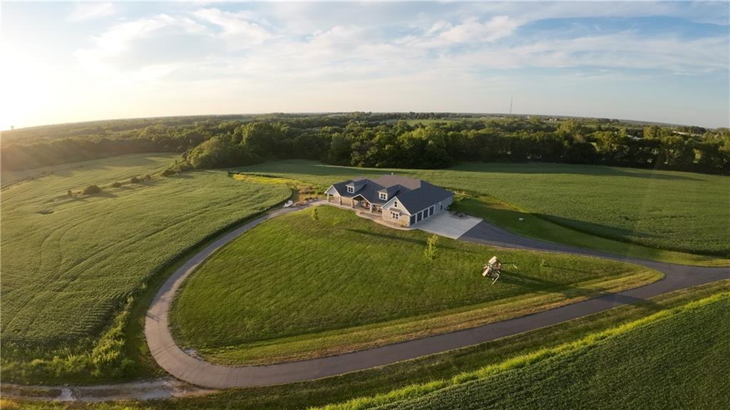 Listing Photo MLS #HMS2595679