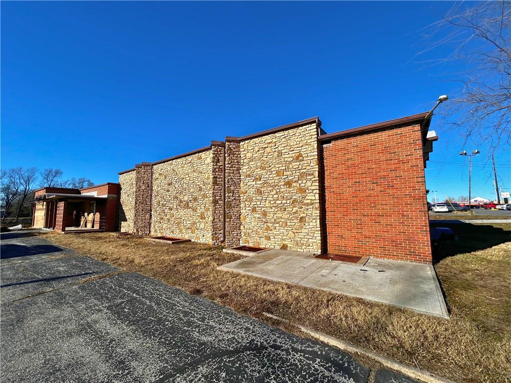 Listing Photo MLS #HMS2596169