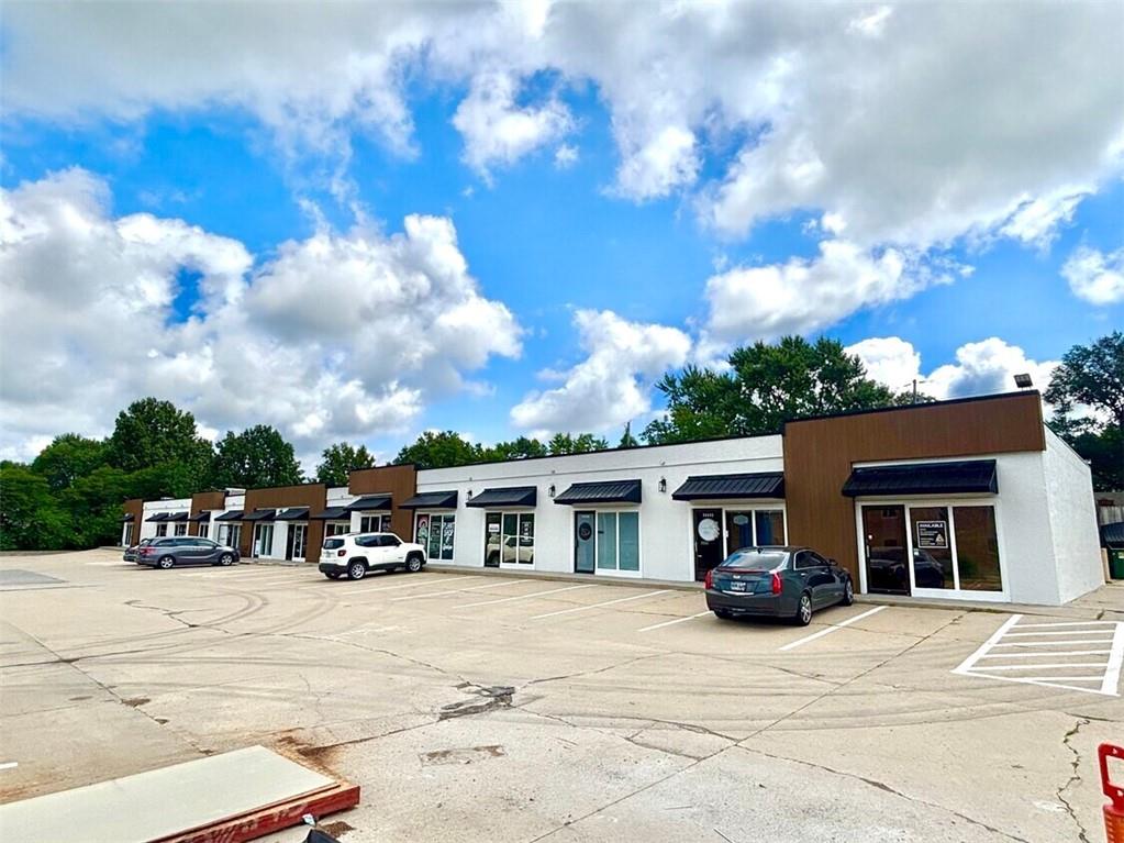 Listing Photo MLS #HMS2596822