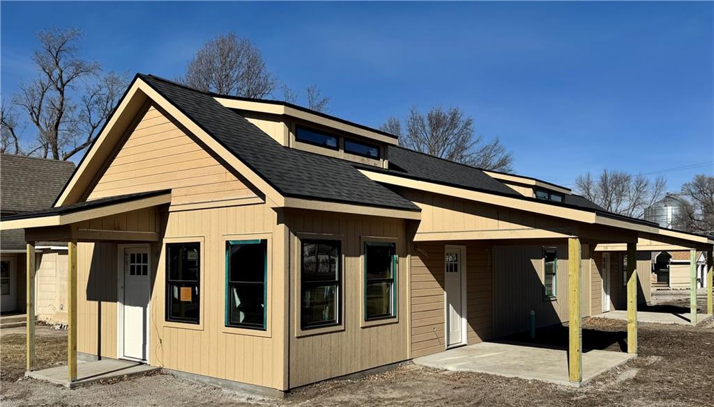 Listing Photo MLS #HMS2598042