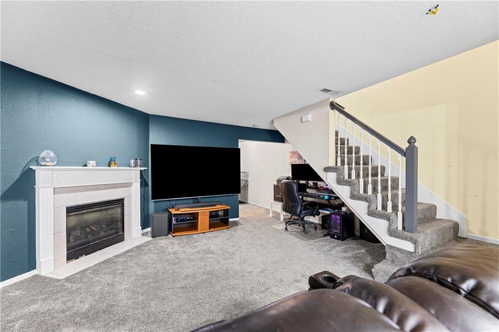 Listing Photo MLS #HMS2598509