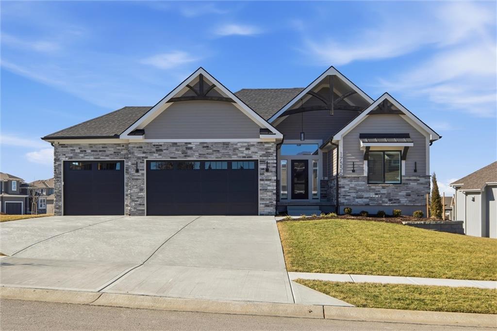 Listing Photo MLS #HMS2598972