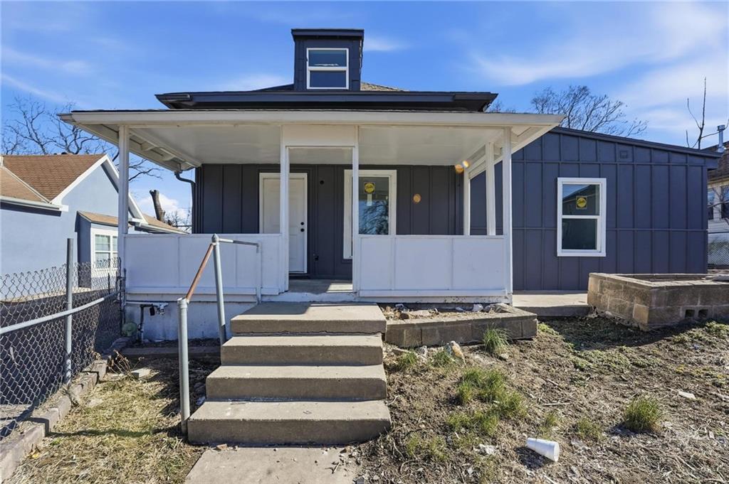 Listing Photo MLS #HMS2601207