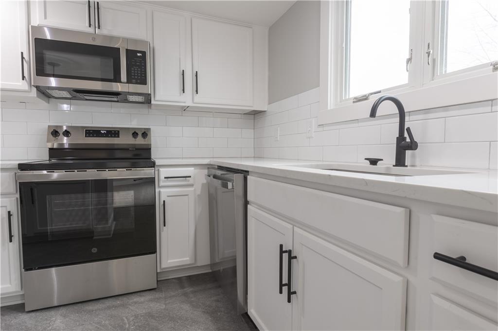 Listing Photo MLS #HMS2601255