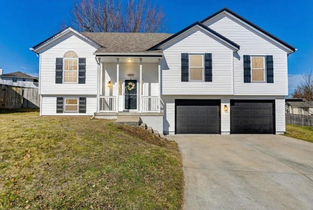 Listing Photo MLS #HMS2601503