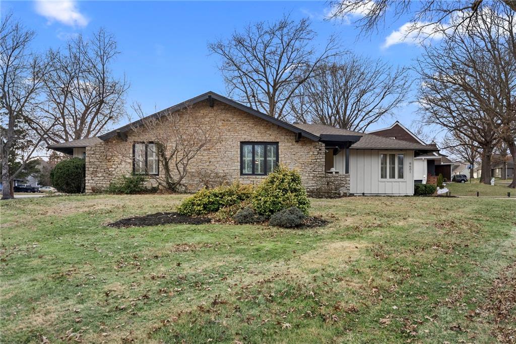 Listing Photo MLS #HMS2602913