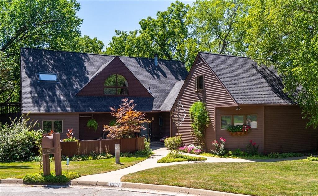 Listing Photo MLS #HMS2604493