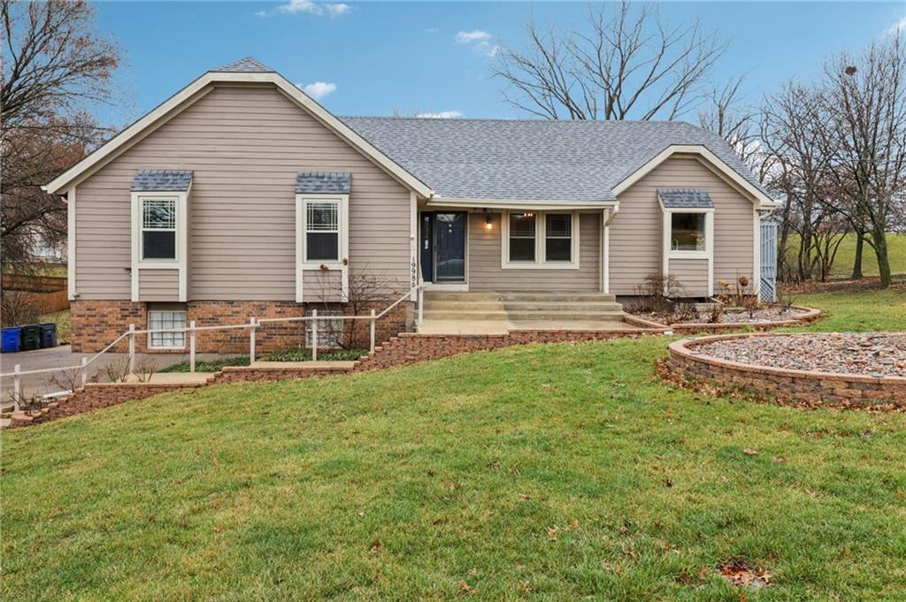 Listing Photo MLS #HMS2604689