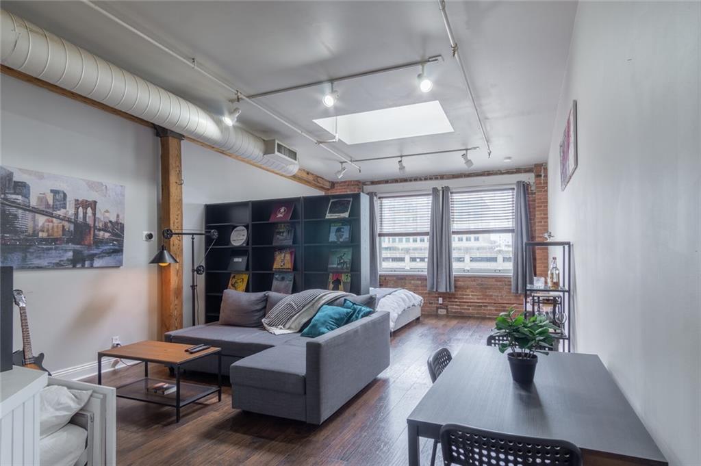 Listing Photo MLS #HMS2605027