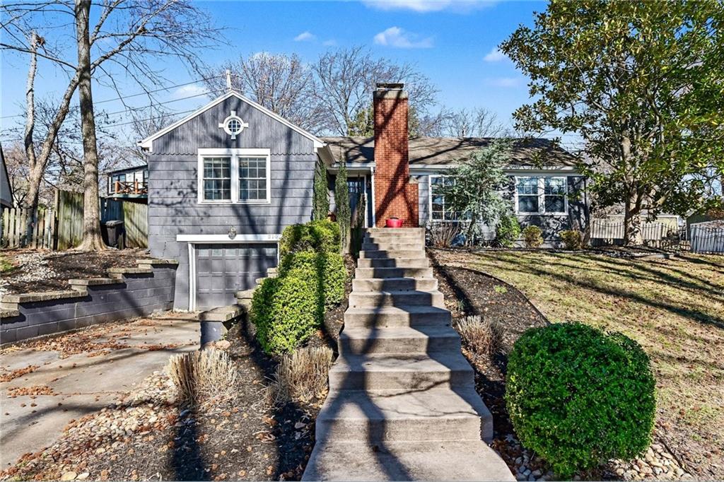 Listing Photo MLS #HMS2605102