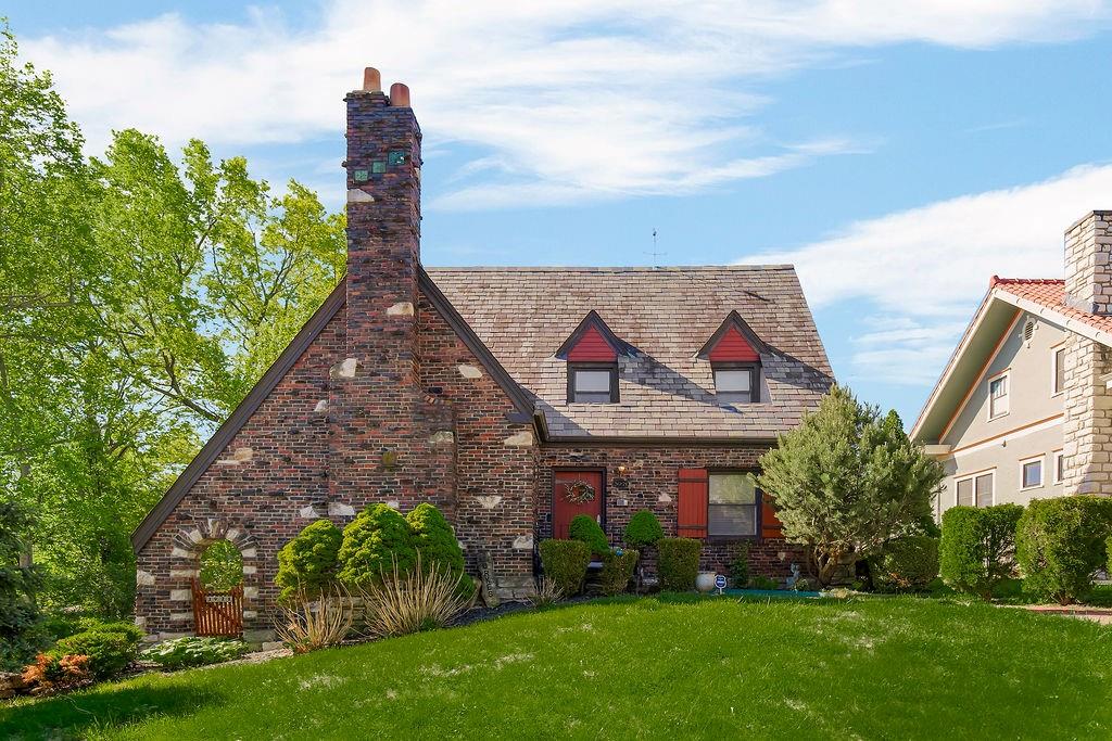 Listing Photo MLS #HMS2605128