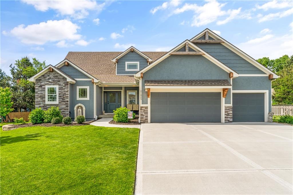 Listing Photo MLS #HMS2605238