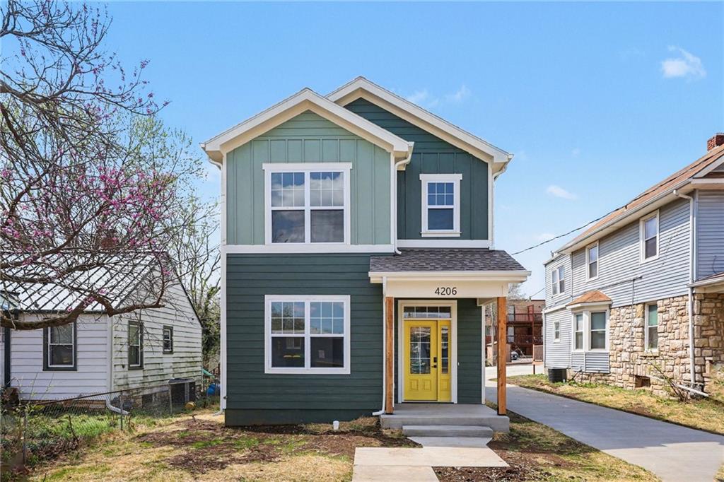 Listing Photo MLS #HMS2605962