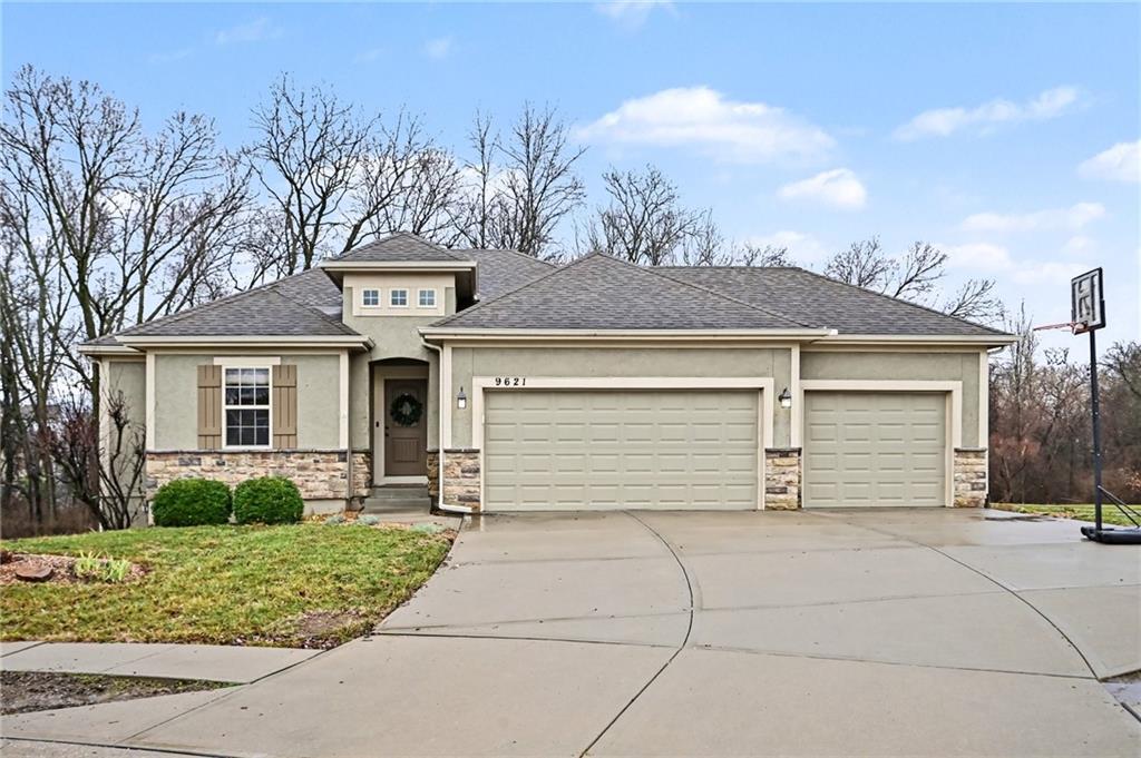 Listing Photo MLS #HMS2606382