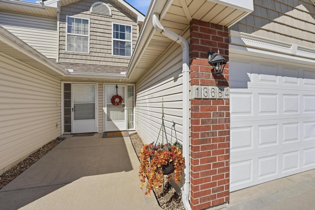 Listing Photo MLS #HMS2606636