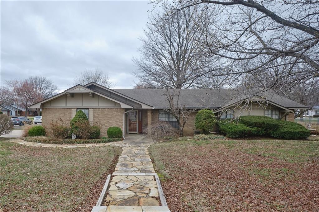 Listing Photo MLS #HMS2606885