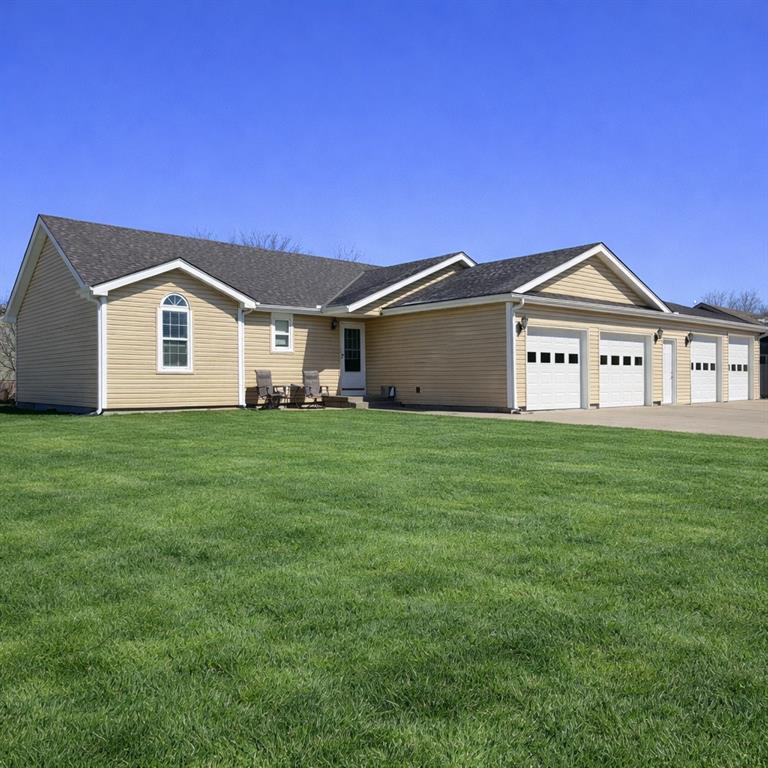 Listing Photo MLS #HMS2607008