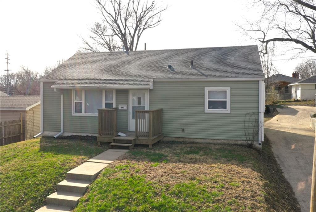 Listing Photo MLS #HMS2607400