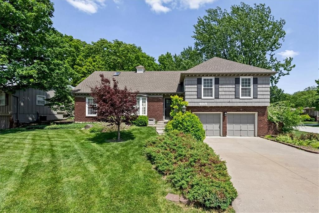 Listing Photo MLS #HMS2607421