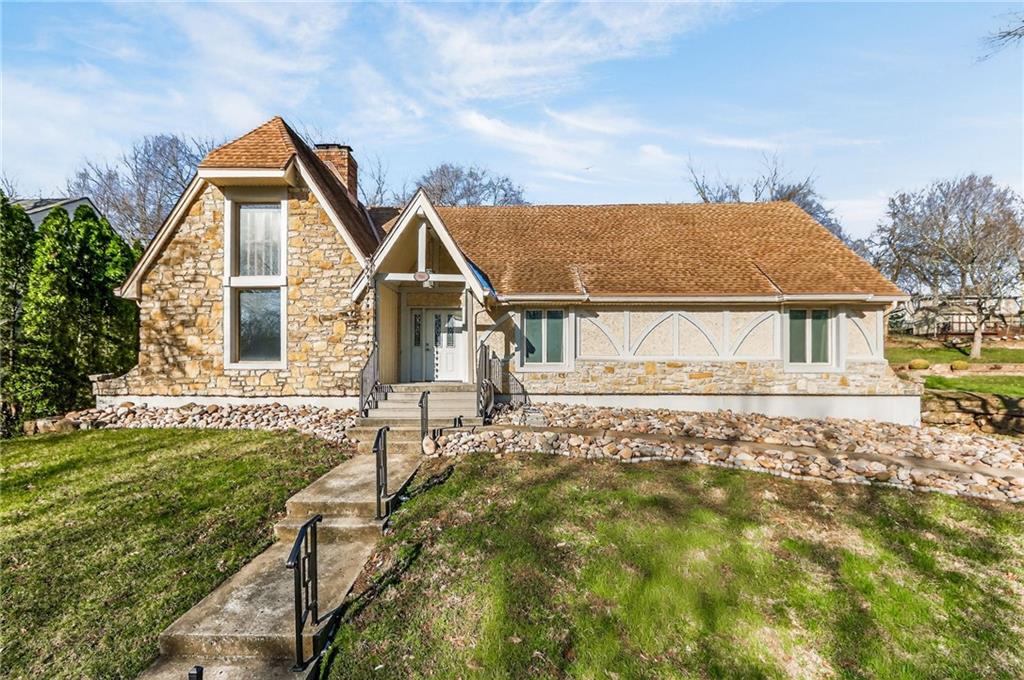 Listing Photo MLS #HMS2607894