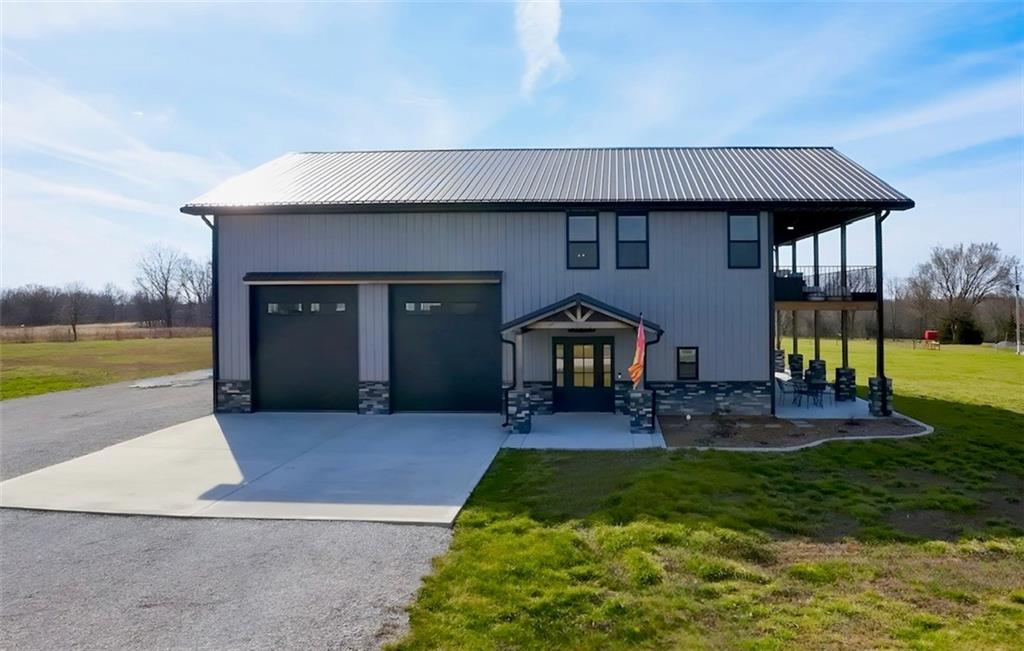 Listing Photo MLS #HMS2608636