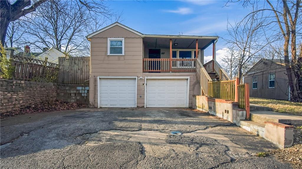 Listing Photo MLS #HMS2609282