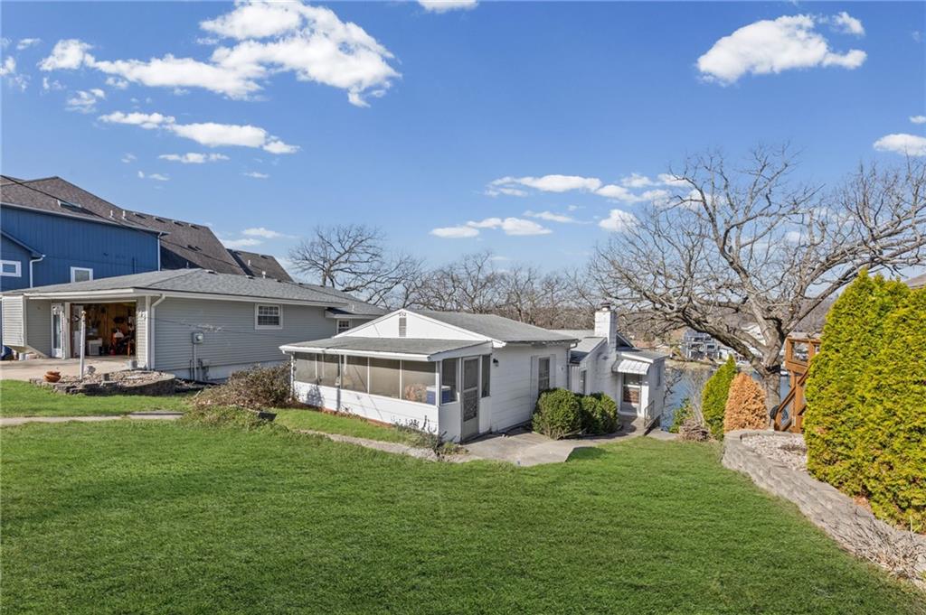 Listing Photo MLS #HMS2609783