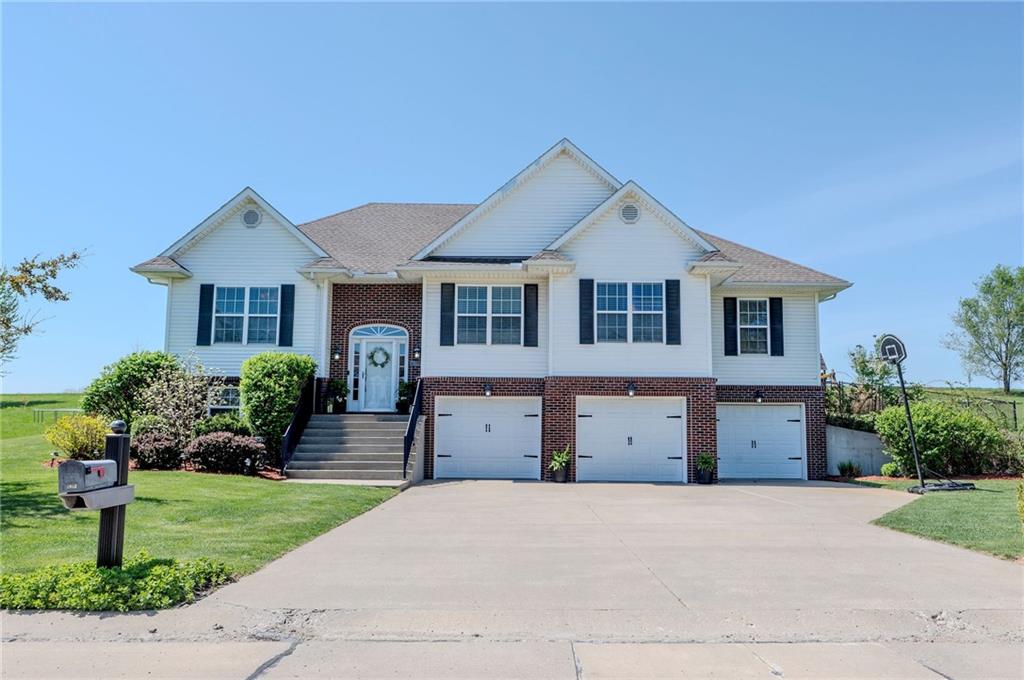 Listing Photo MLS #HMS2609952