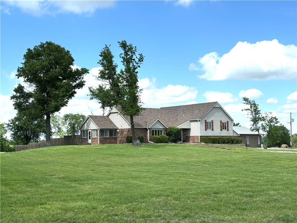Listing Photo MLS #HMS2610646