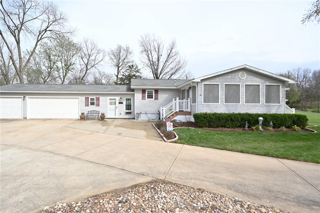 Listing Photo MLS #HMS2610713