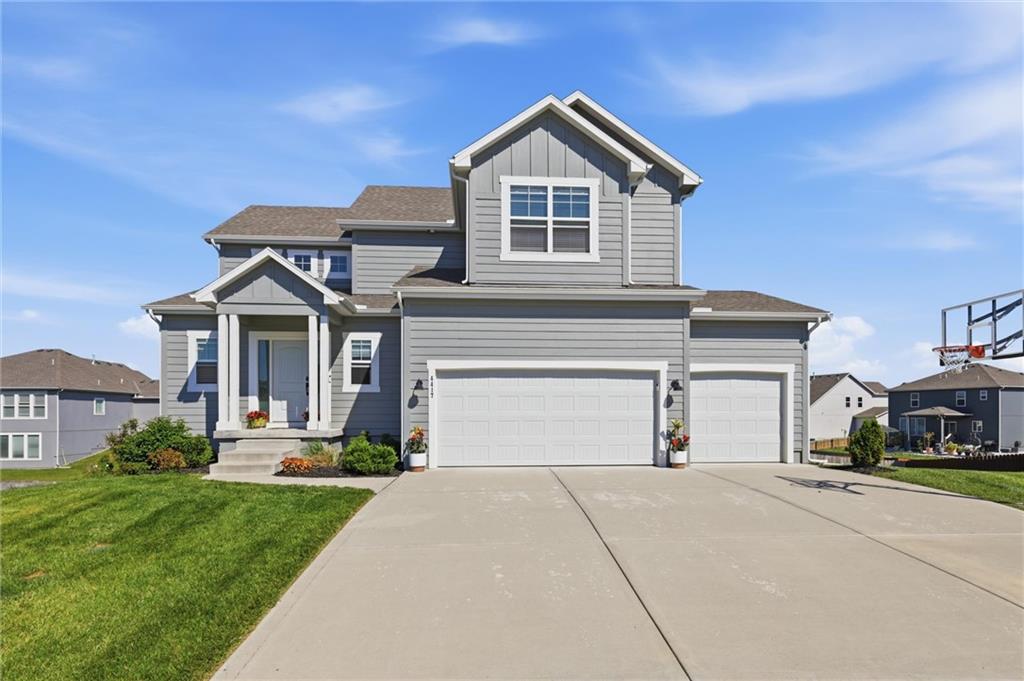 Listing Photo MLS #HMS2611913