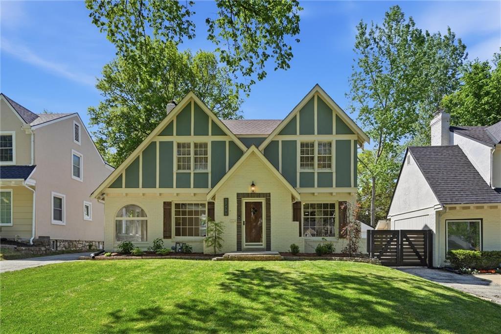 Listing Photo MLS #HMS2611992