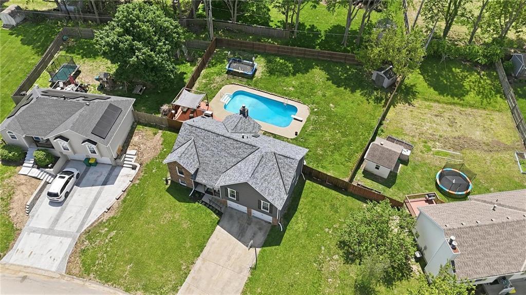 Listing Photo MLS #HMS2612134