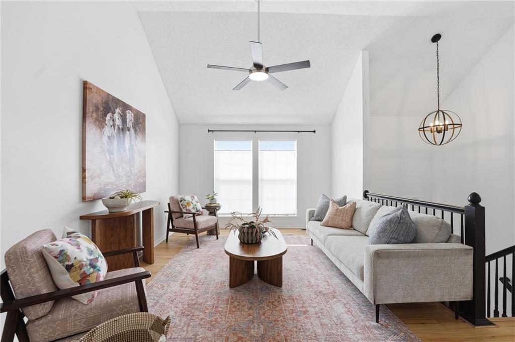 Listing Photo MLS #HMS2612266