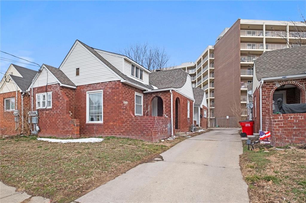 Listing Photo MLS #HMS2612518